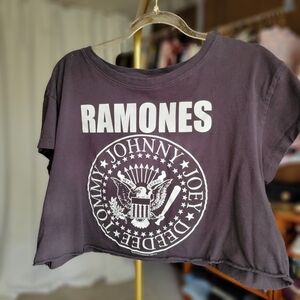 Ramones Cropped T-shirt By H&M Divided, Size Small